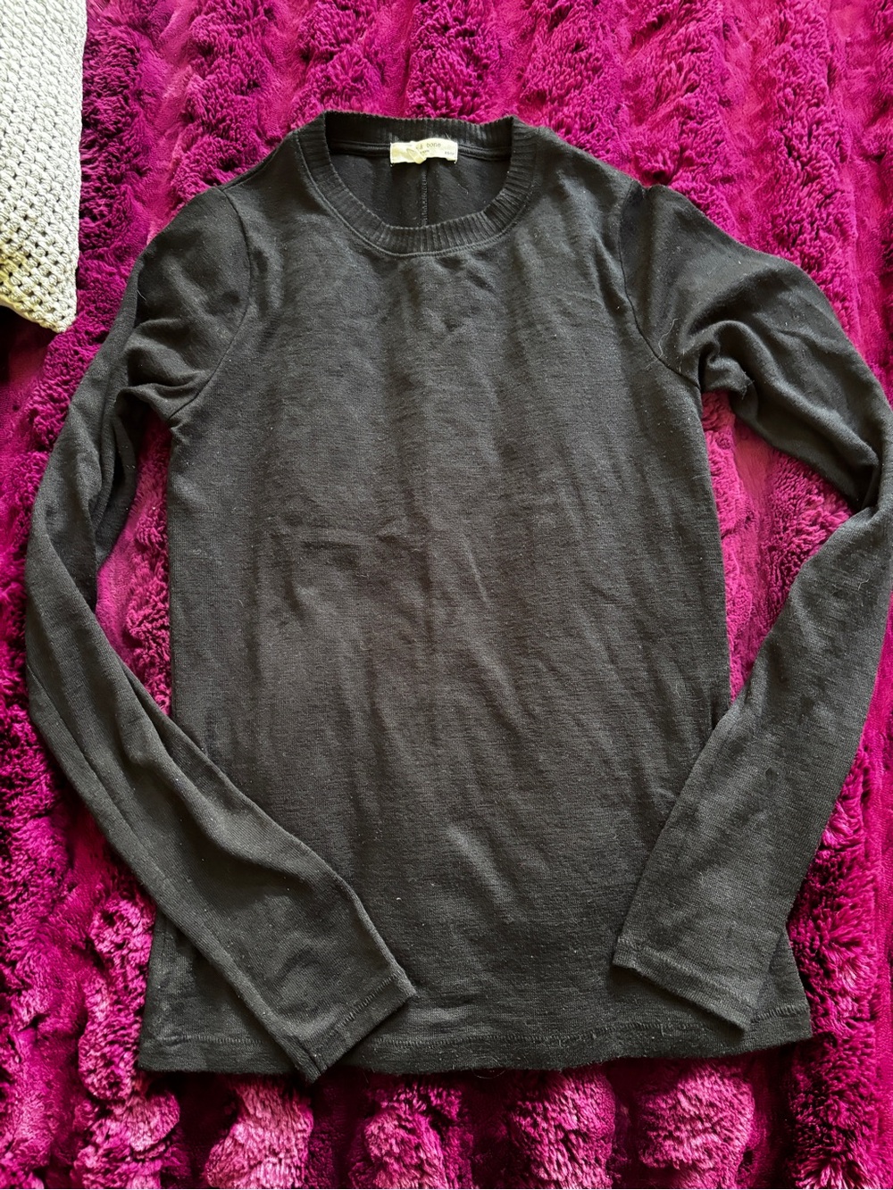 Rag & Bone Classic Black Women's Long-Sleeve Crewneck lightweight sweater top